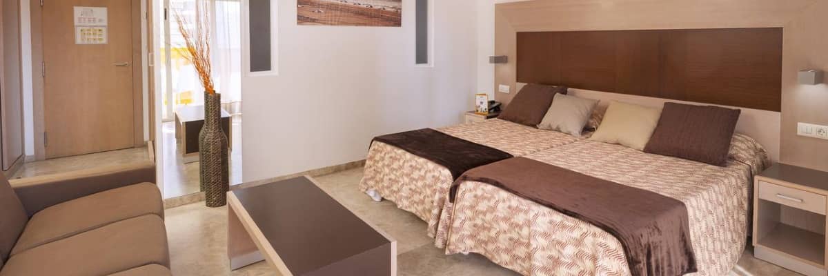 Oferta hotel Dynastic en Benidorm con niño gratis