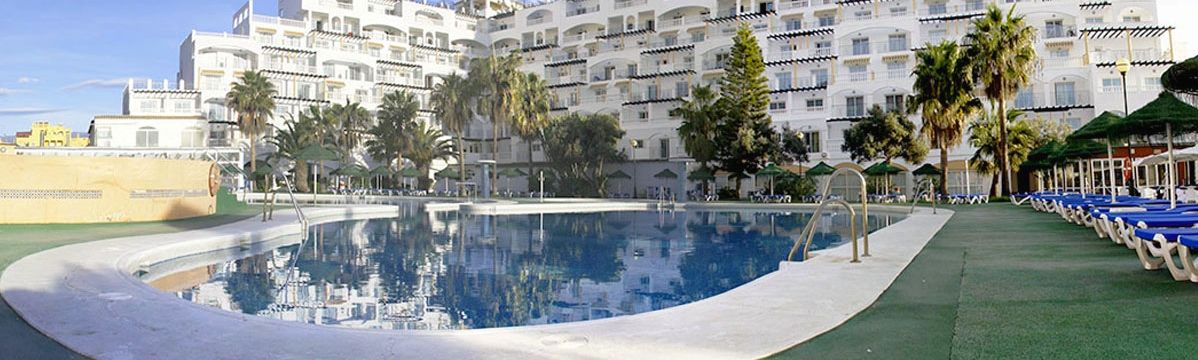 ¿Buscas un chollo de aparthotel en Roquetas de Mar?